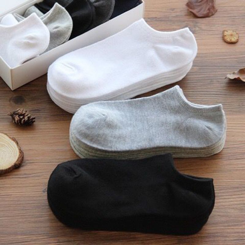 Trendy Korean Style Men’s Socks – Fashionable & Comfortable Everyday Wear